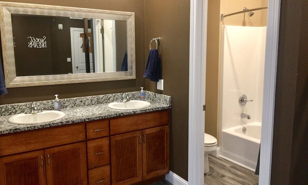 Photo of Bathroom in Branson