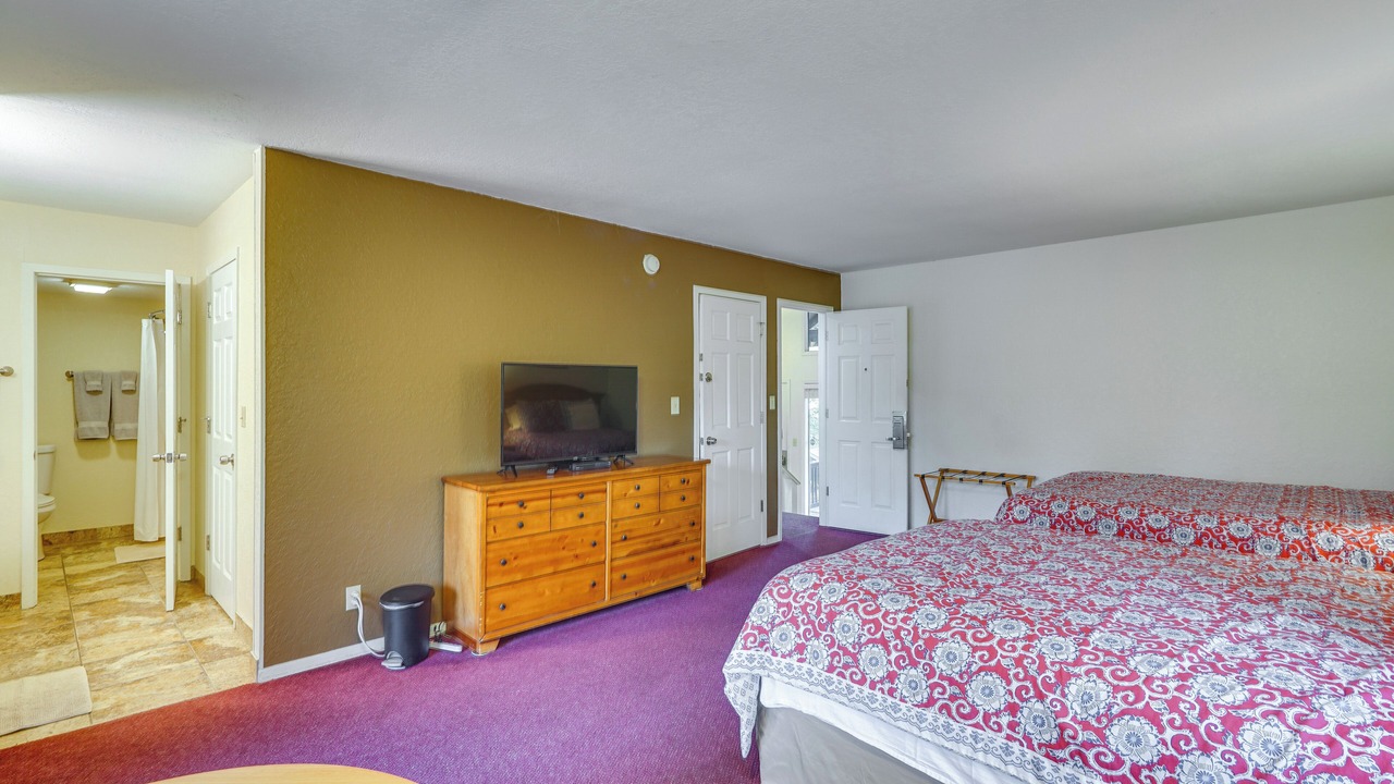 Photo of Bedroom in Osage Beach