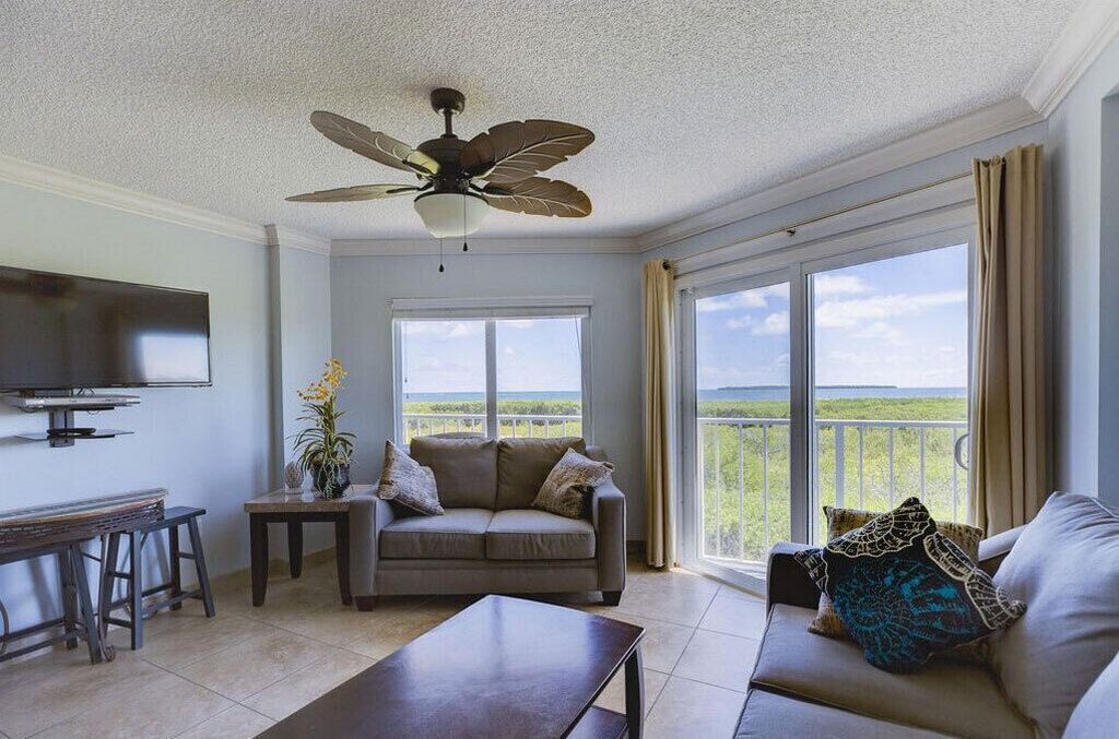 Photo of Livingroom in Tavernier