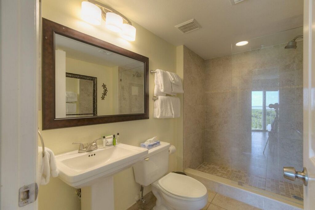 Photo of Bathroom in Tavernier