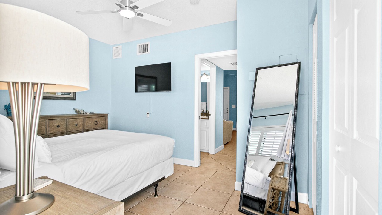Photo of Bedroom in Bradenton Beach