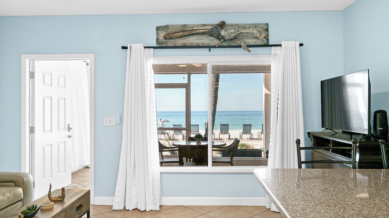 Photo of Livingroom in Bradenton Beach