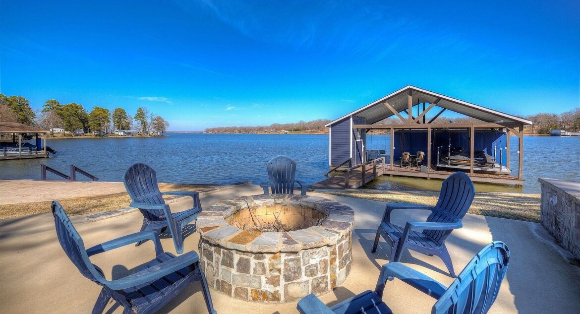 Photo of Patio Balcony in Dogwood