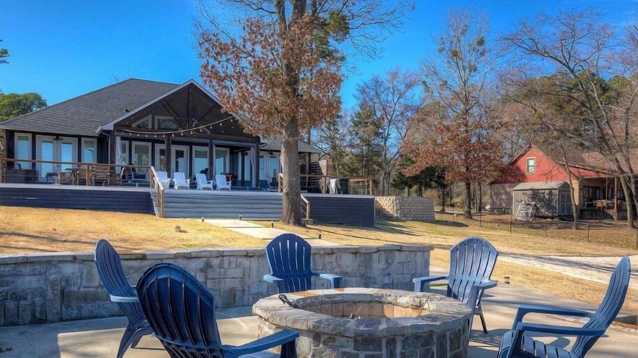Photo of Patio Balcony in Dogwood