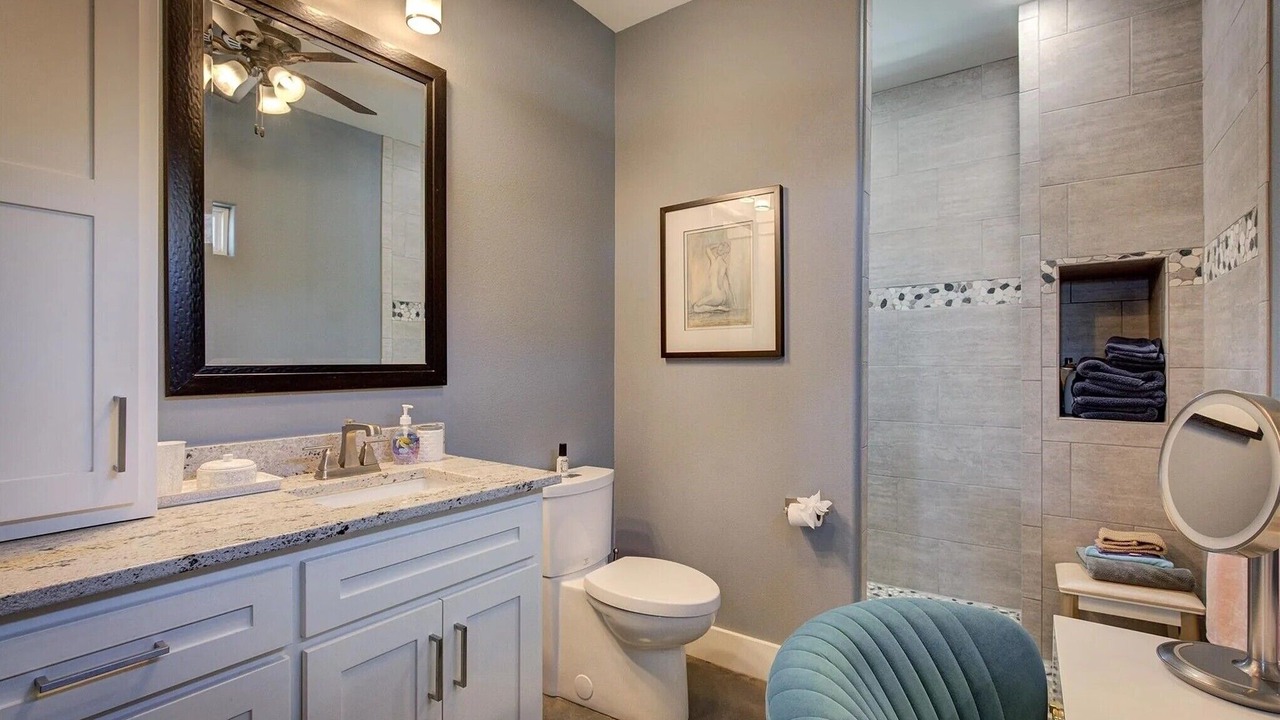 Photo of Bathroom in Dogwood