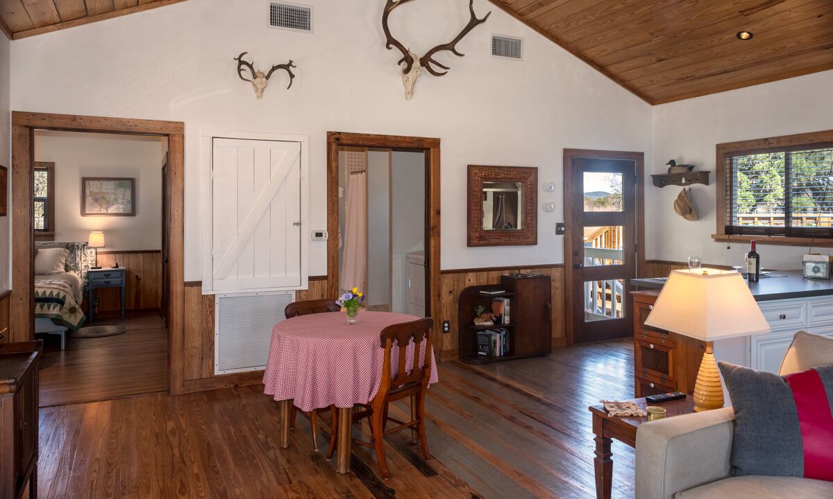 Photo of Livingroom in Tarpley
