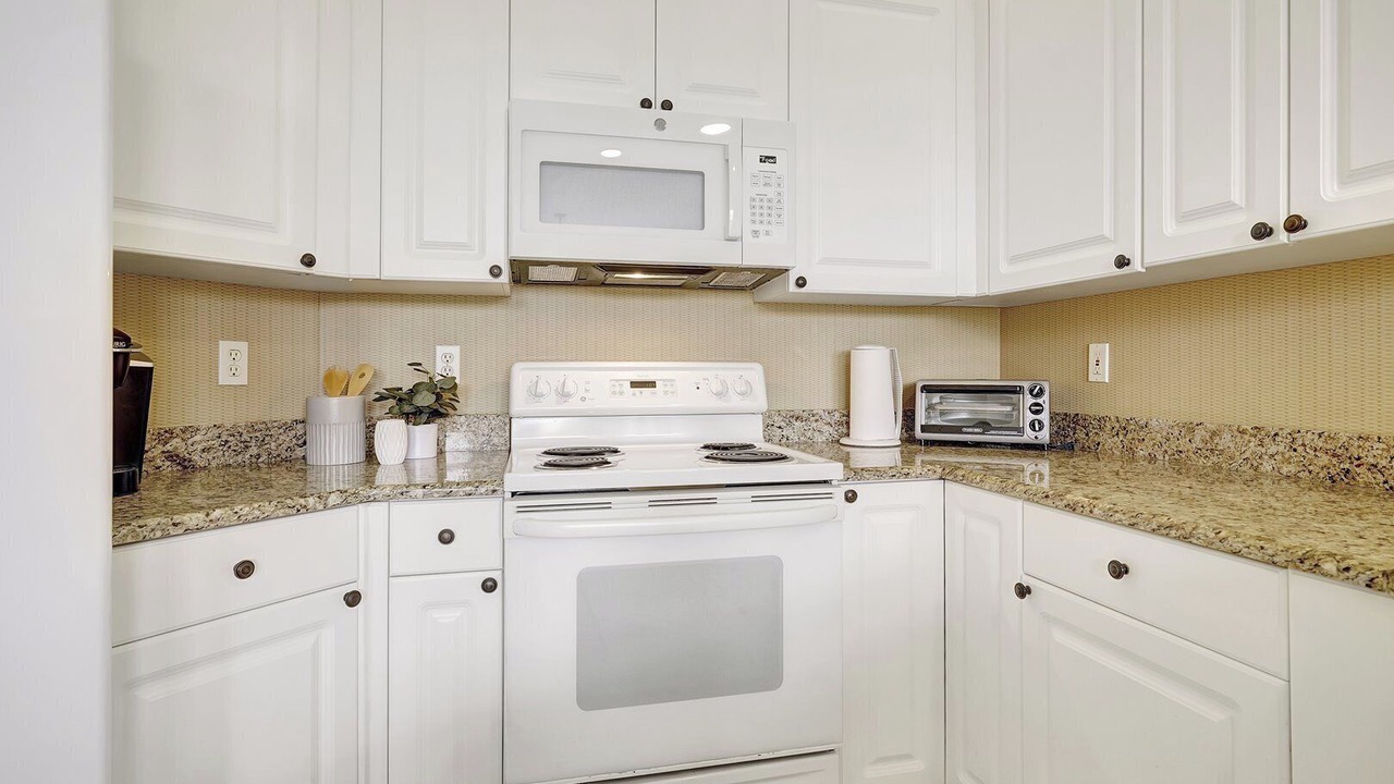 Photo of Kitchen in Vanderbilt Beach