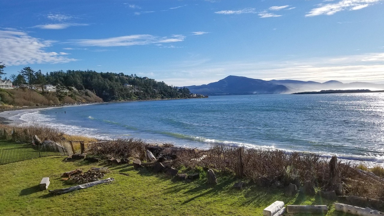 Photo of Others in Happy Camp Hideaway