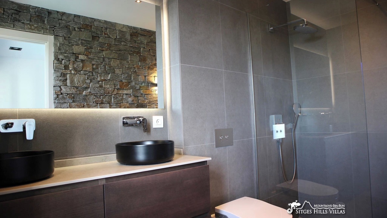 Photo of Bathroom in Canyelles