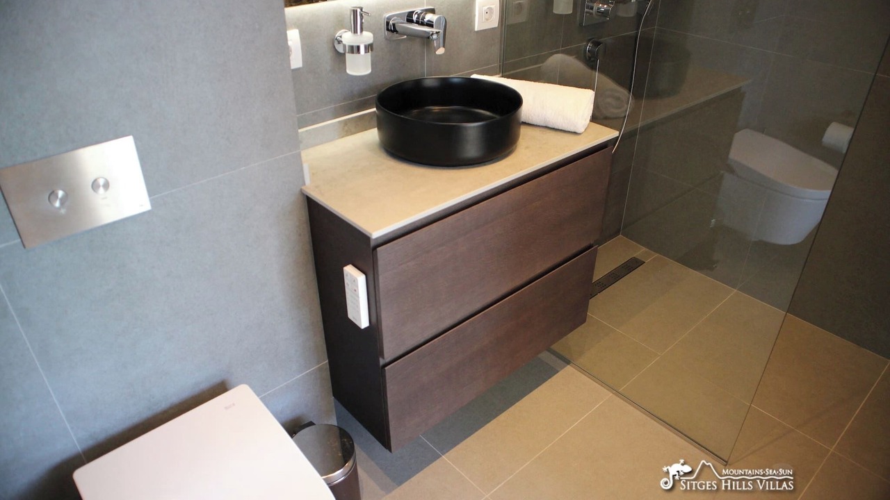 Photo of Bathroom in Canyelles