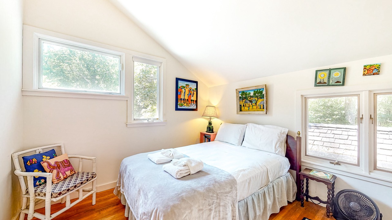 Photo of Bedroom in Chilmark