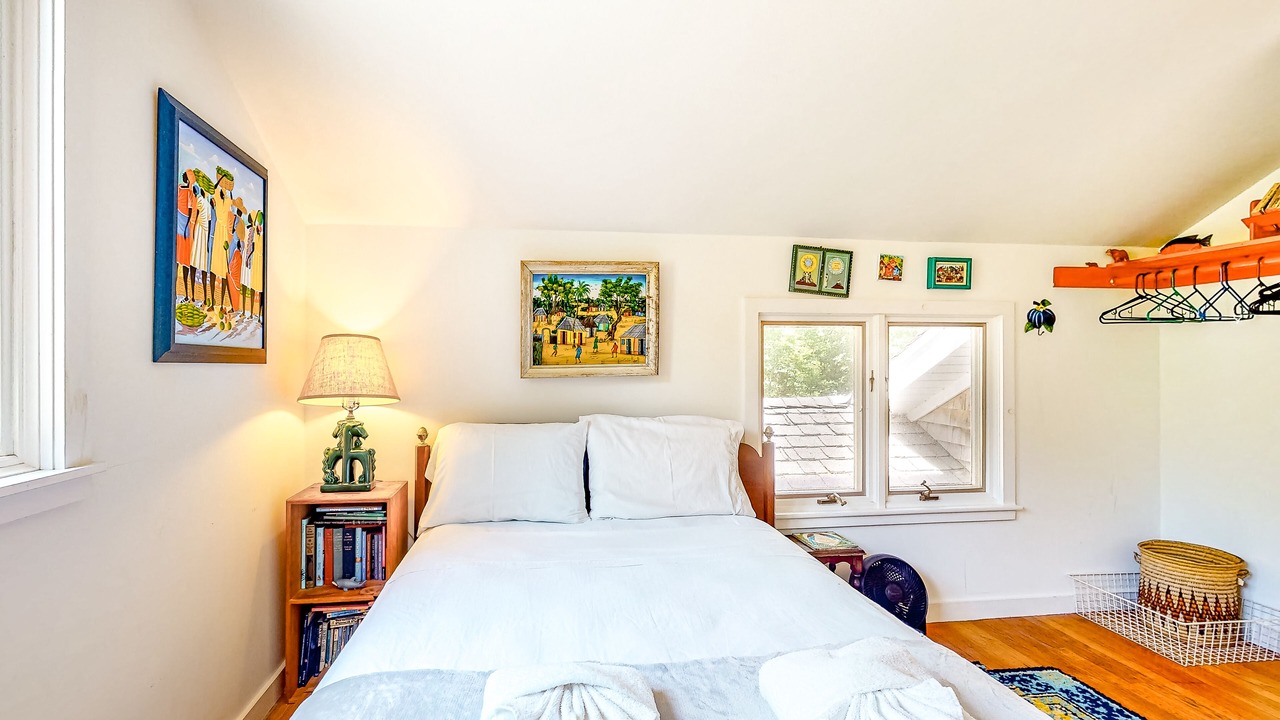 Photo of Bedroom in Chilmark