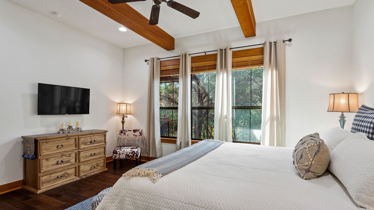 Photo of Bedroom in Leander