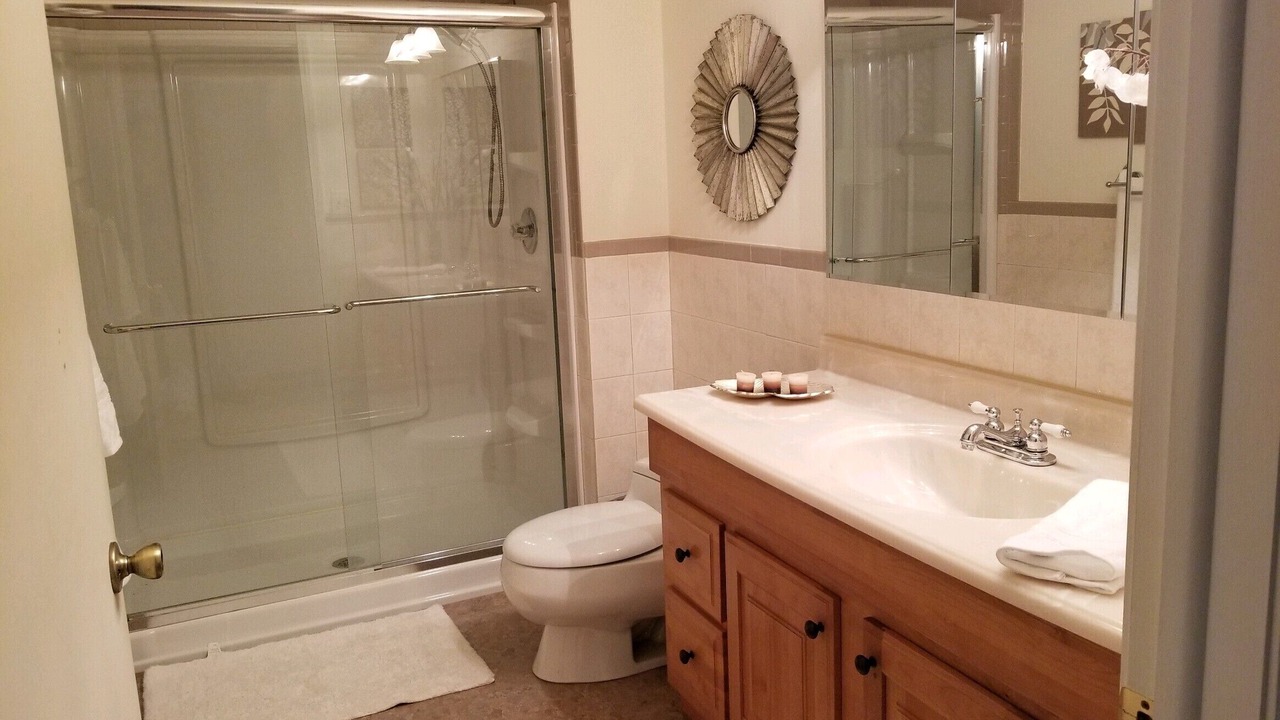 Photo of Bathroom in Roach