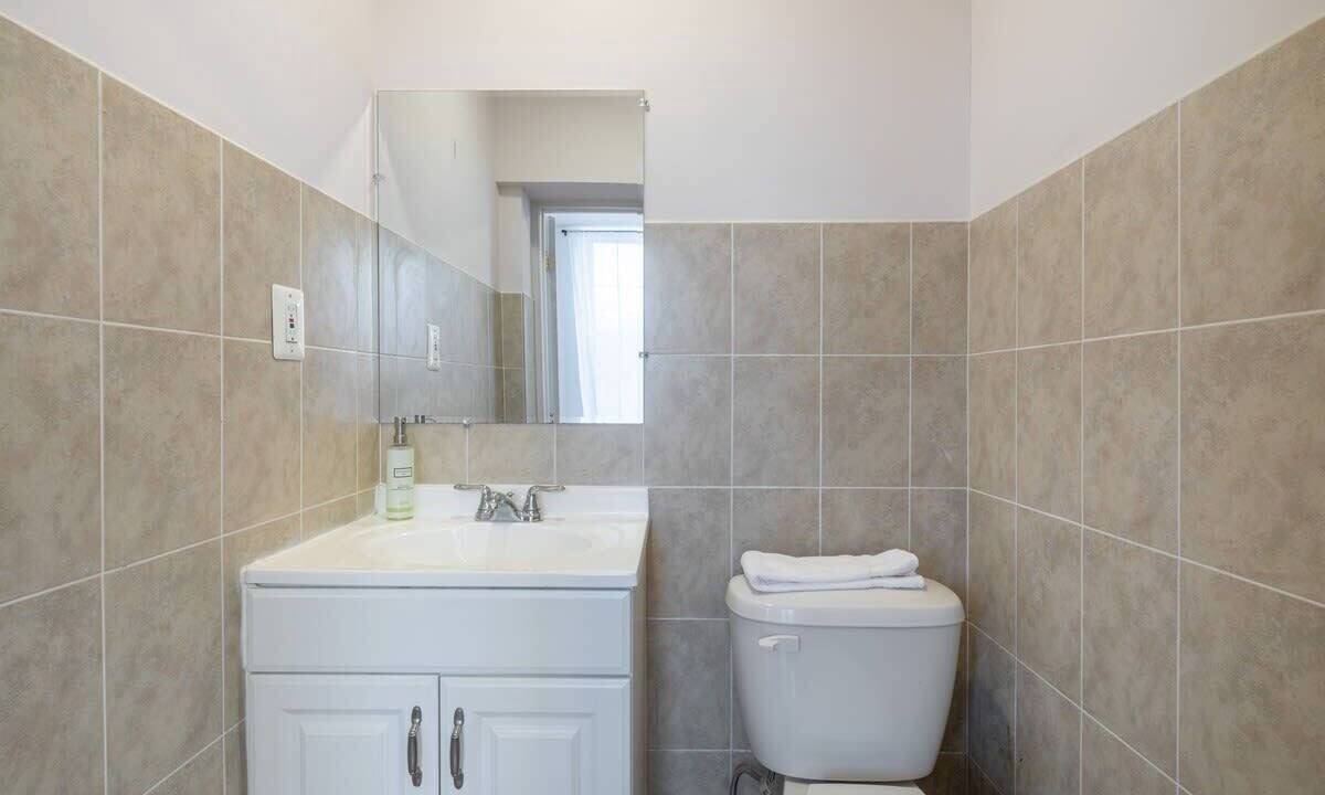 Photo of Bathroom in Chinatown