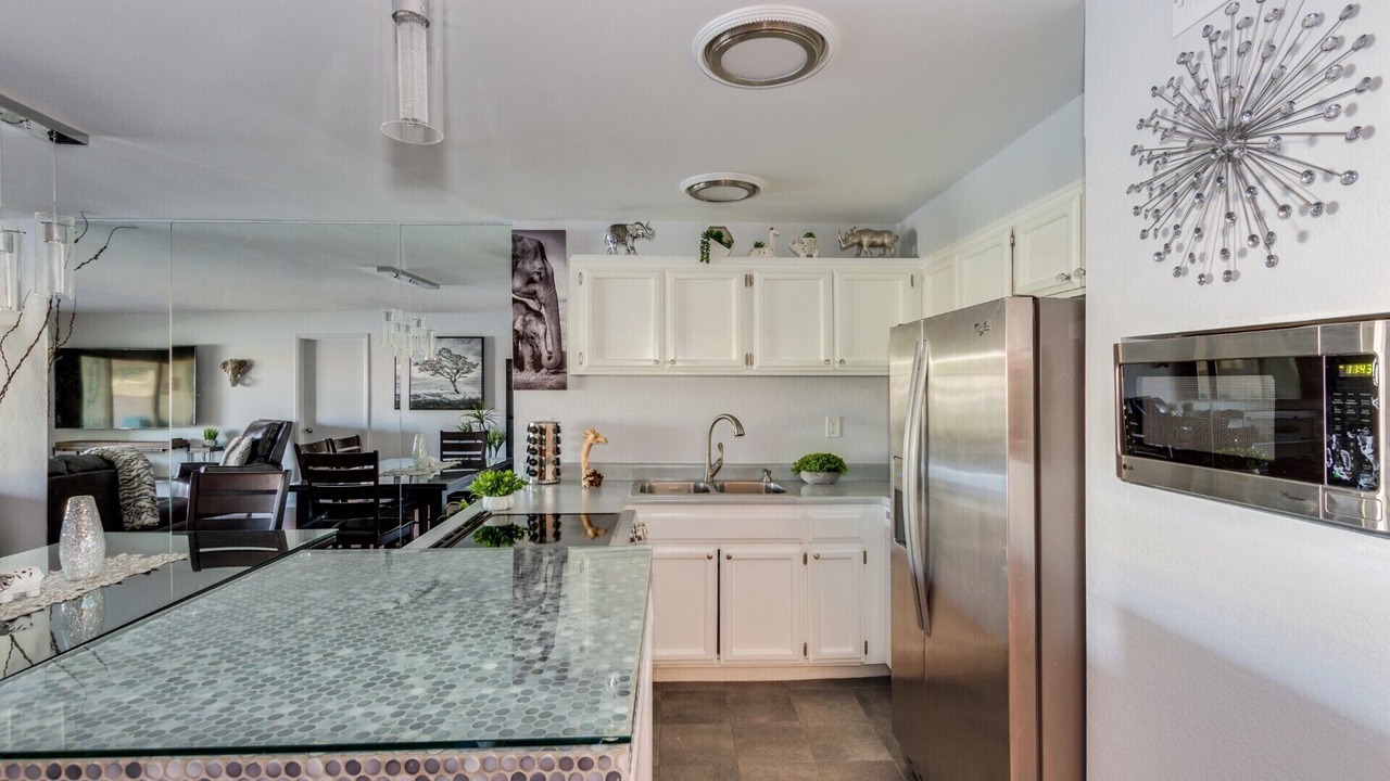 Photo of Kitchen in Desert Shores