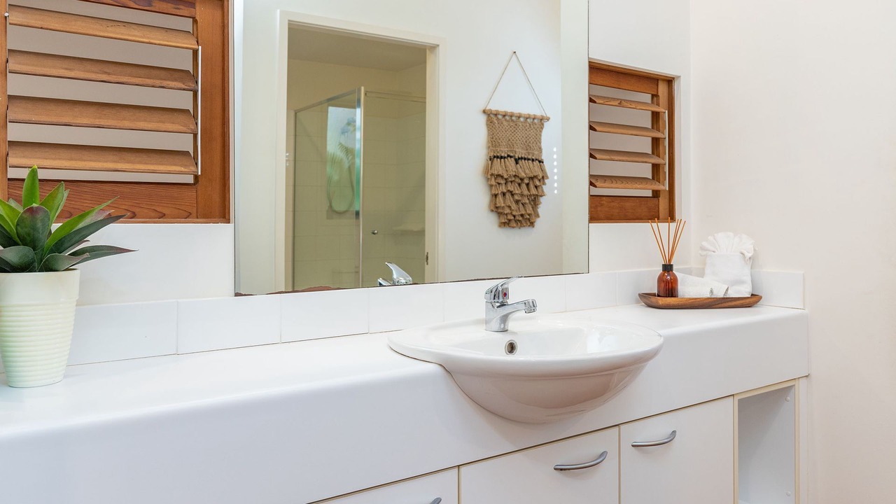 Photo of Bathroom in Boomerang Beach