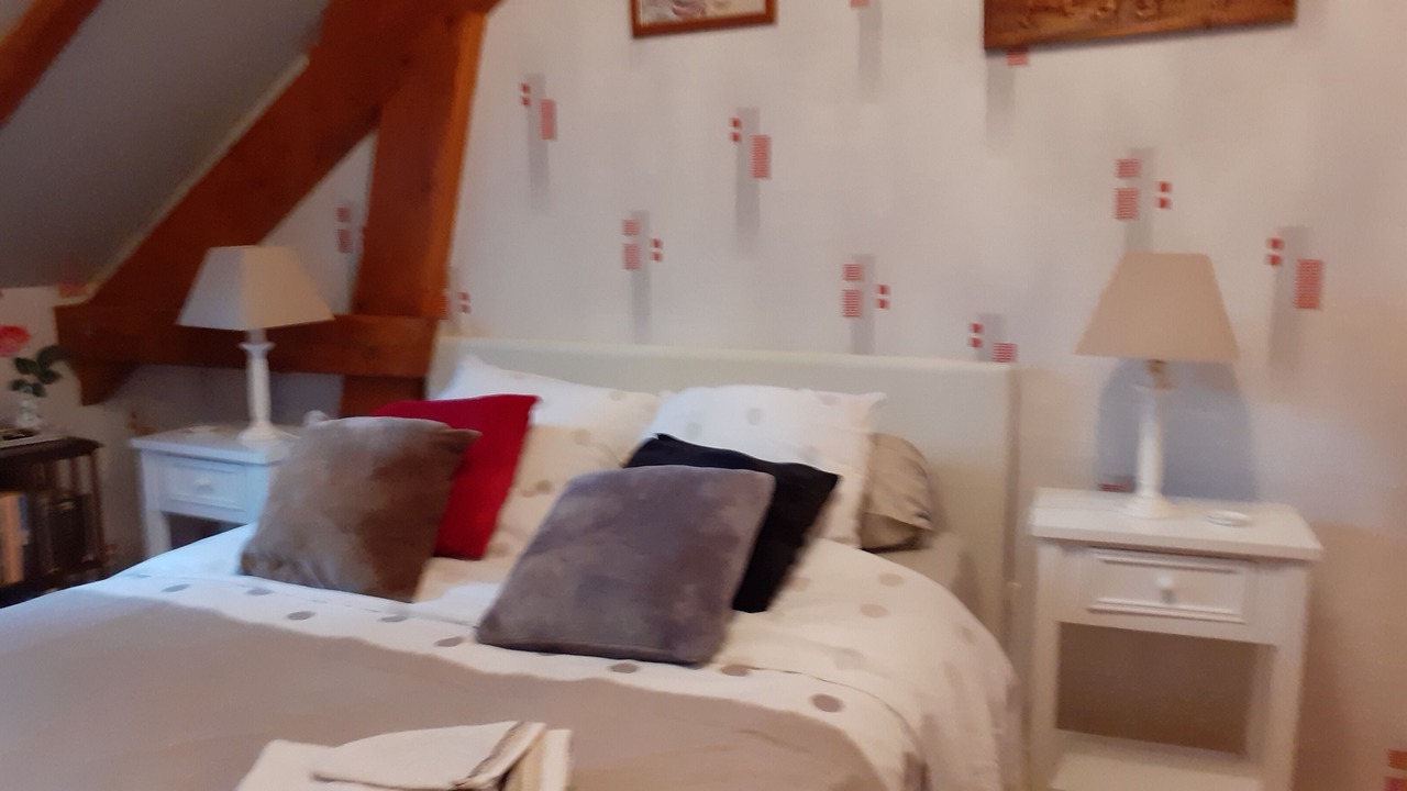 Photo of Bedroom in Saint-Remy-les-Chevreuse