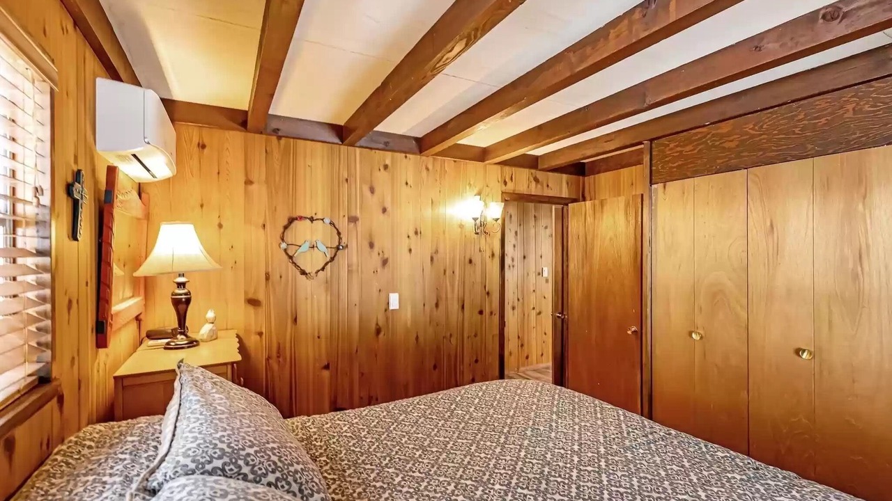 Photo of Bedroom in Bear Park