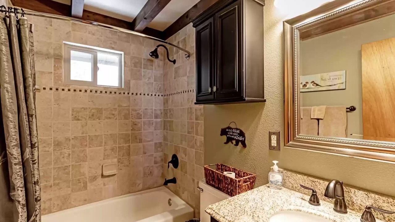 Photo of Bathroom in Bear Park