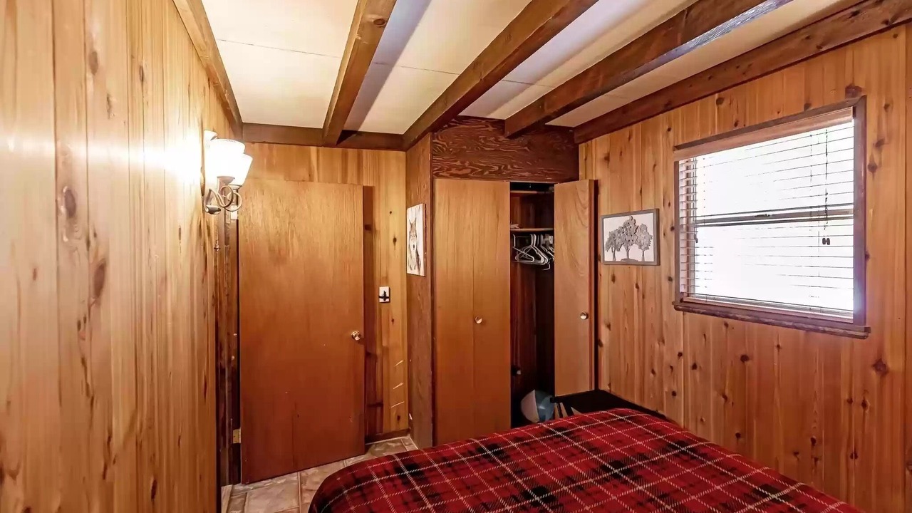 Photo of Bedroom in Bear Park
