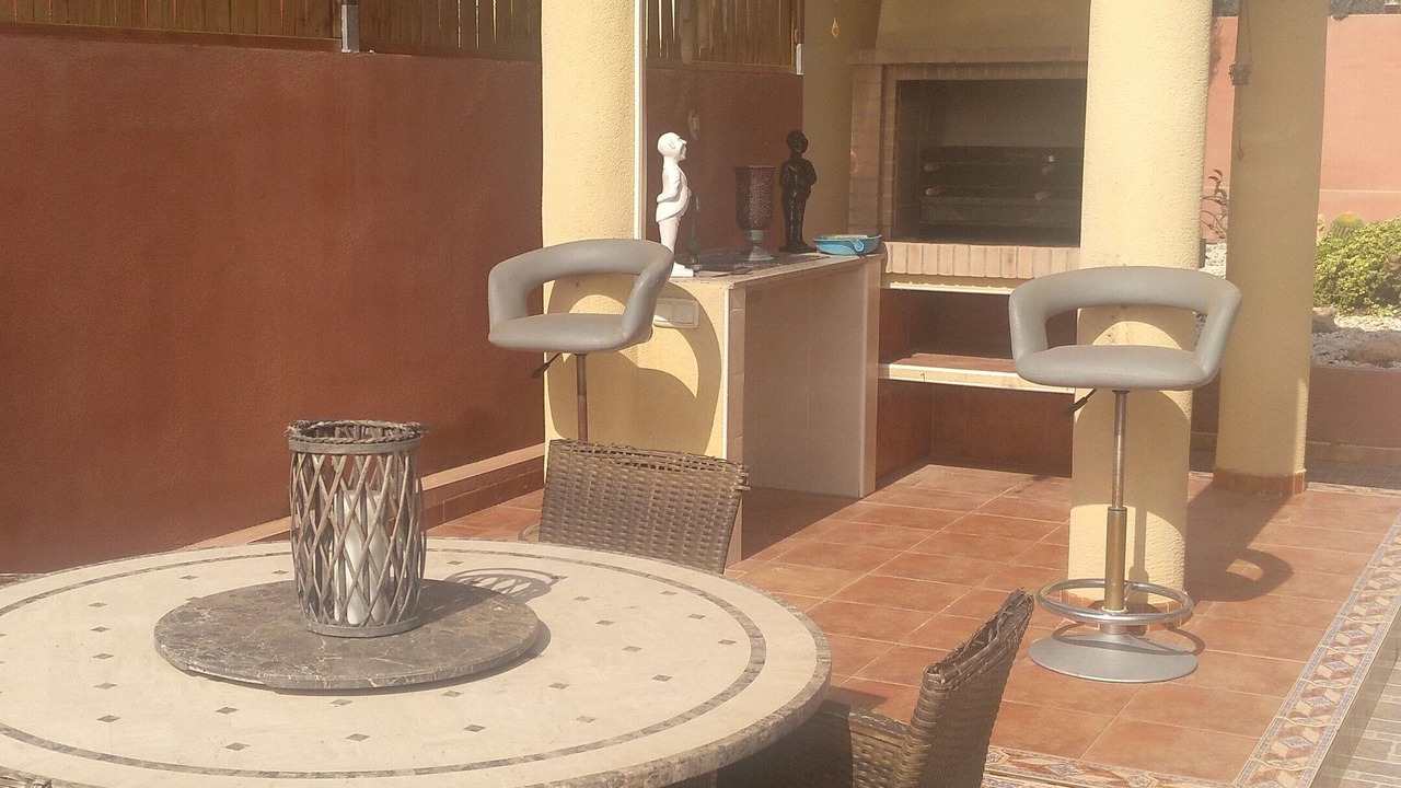 Photo of Outdoor in Lo Crispin