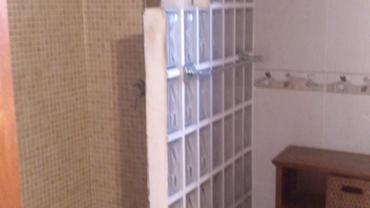 Photo of Bathroom in Lo Crispin