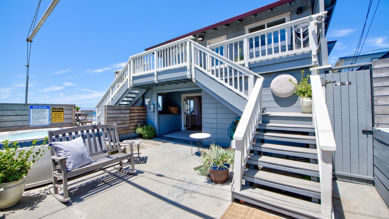 Photo of Patio Balcony in Stinson Beach
