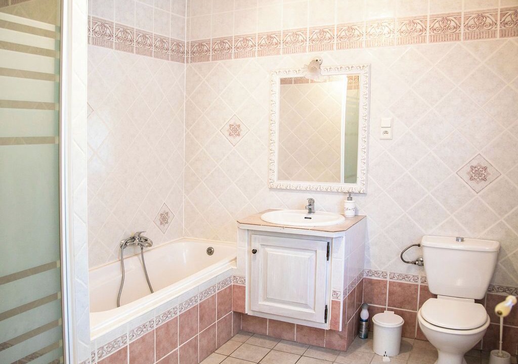 Photo of Bathroom in Nizas