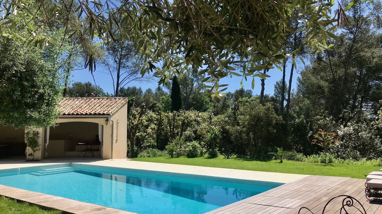 Photo of Outdoor in Assas