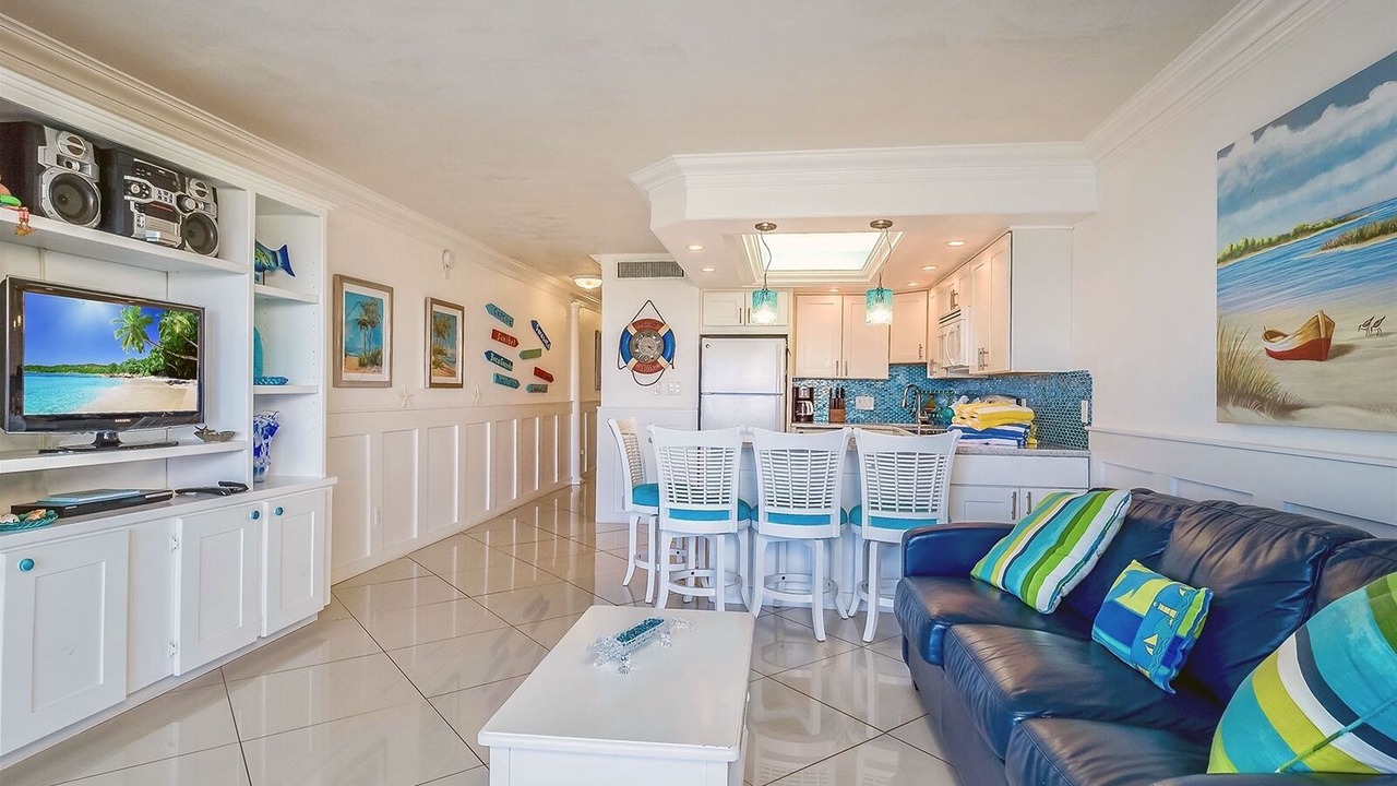 Photo of Livingroom in Captiva