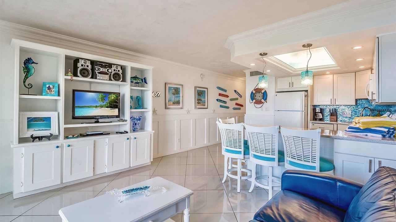 Photo of Livingroom in Captiva