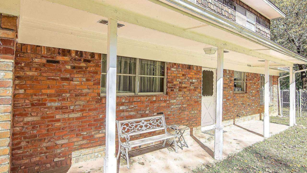 Photo of Others in River Oaks