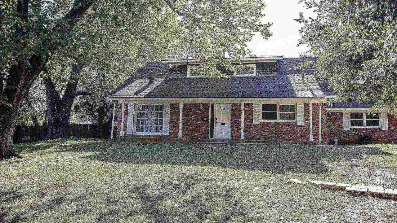 Photo of Outdoor in River Oaks
