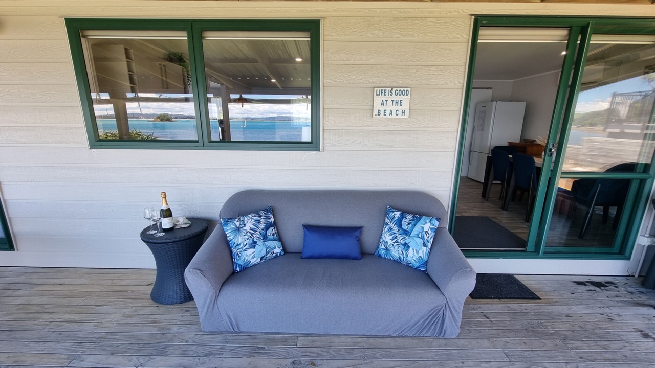 Photo of Livingroom in Whangarei Heads