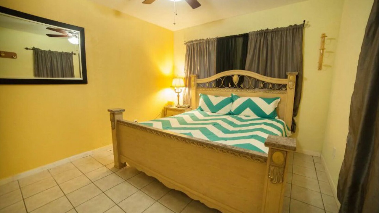 Photo of Bedroom in Nevada Street