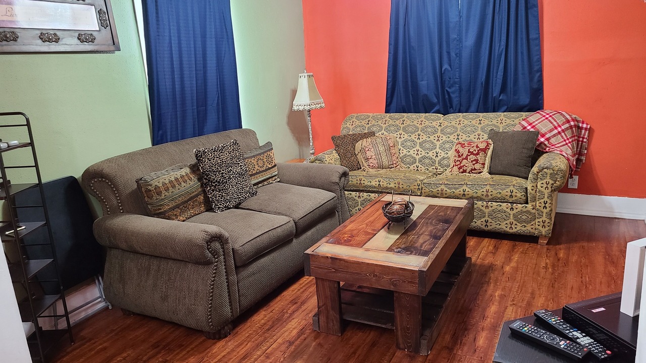 Photo of Livingroom in Nevada Street