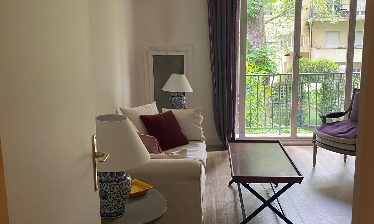 Photo of Livingroom in Neuilly-sur-Seine