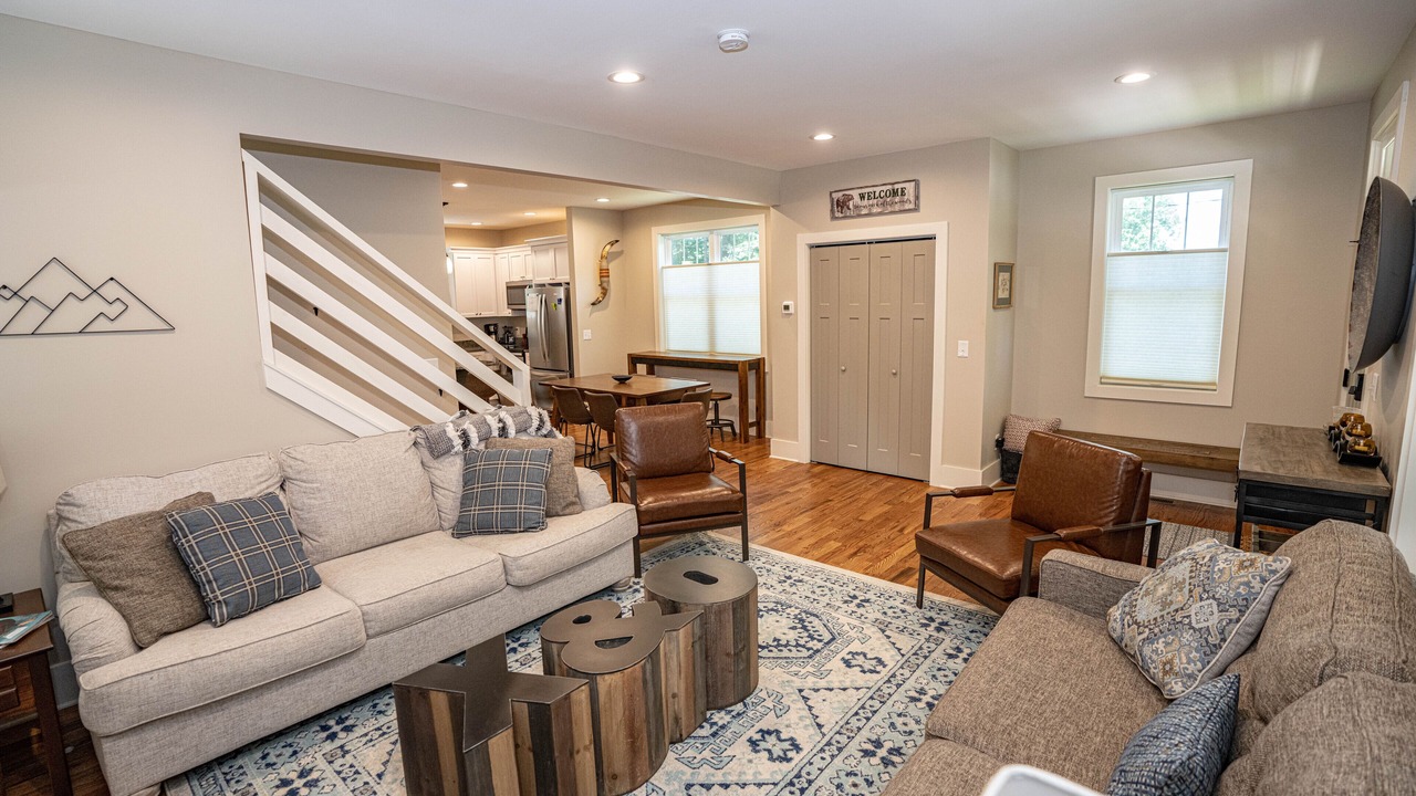 Photo of Livingroom in Black Mountain