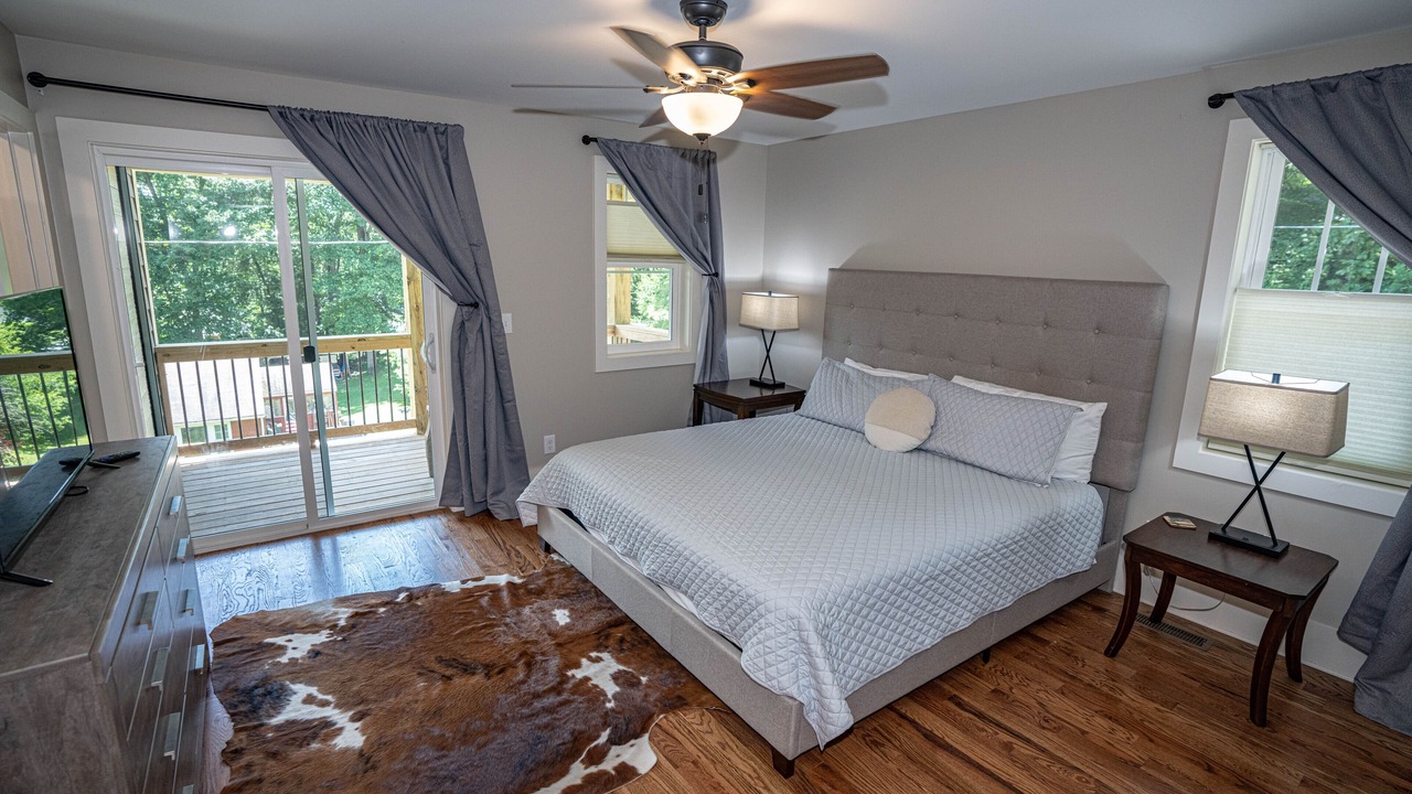 Photo of Bedroom in Black Mountain