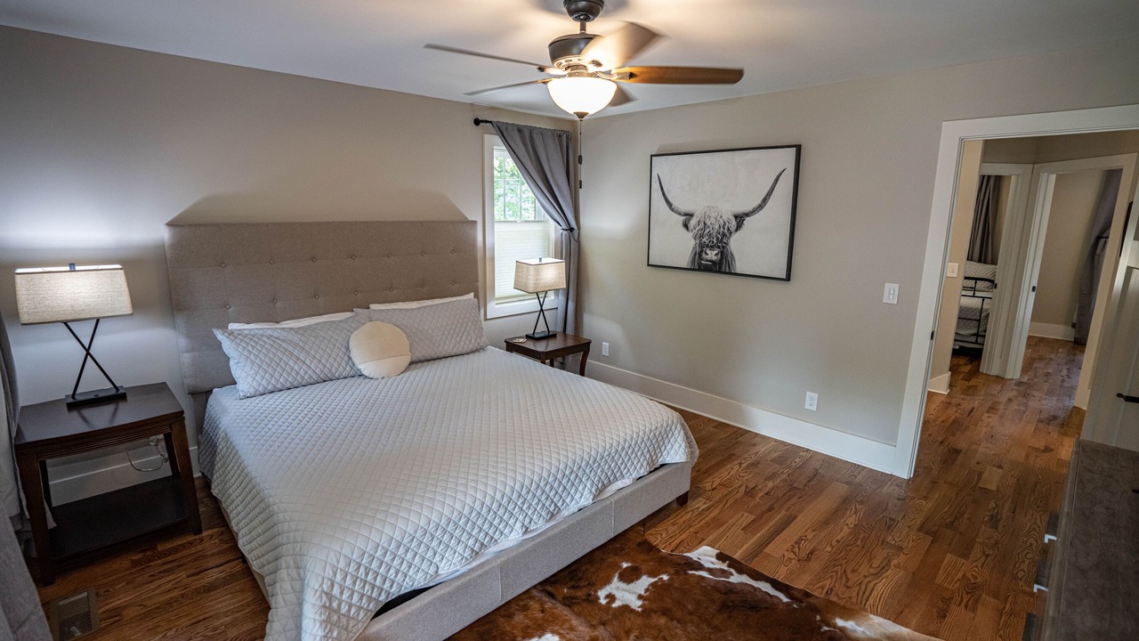 Photo of Bedroom in Black Mountain