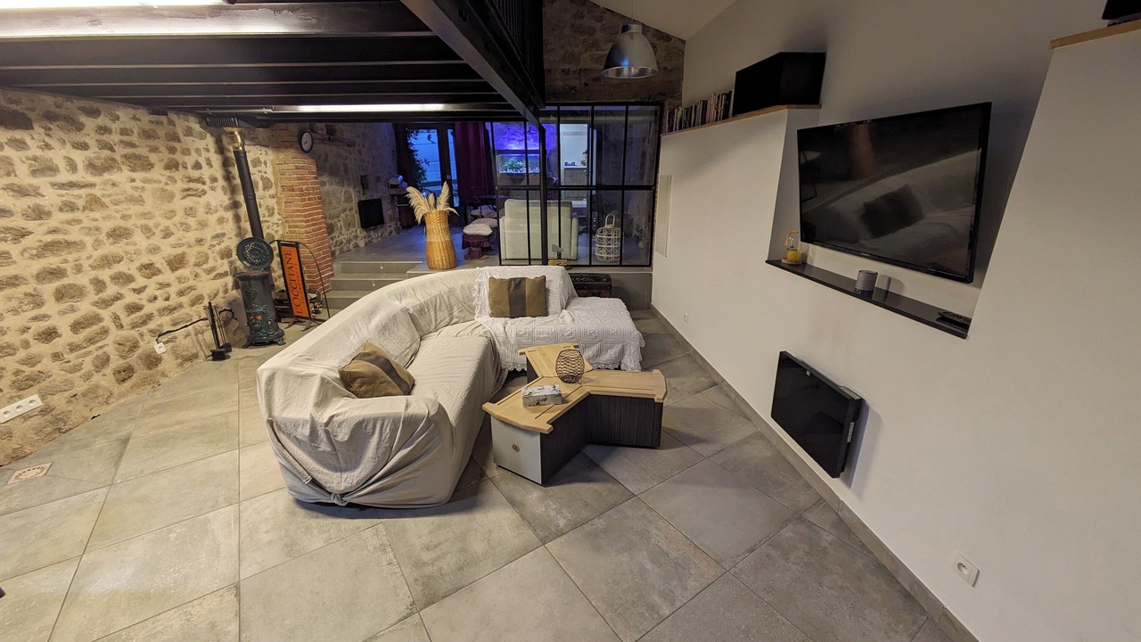 Photo of Livingroom in Thurins