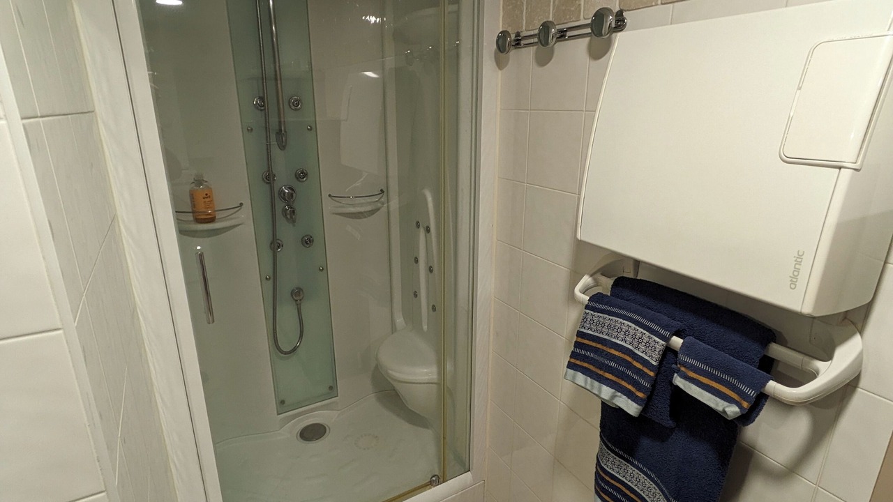 Photo of Bathroom in Thurins