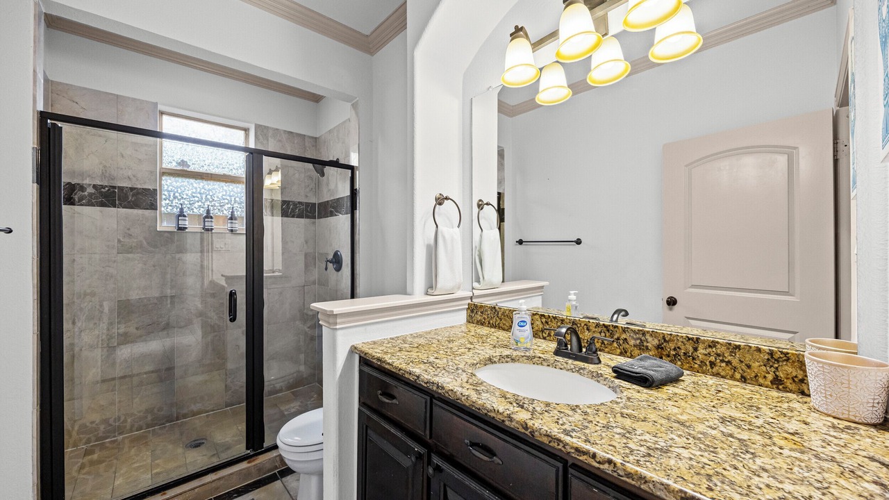 Photo of Bathroom in Knox - Henderson