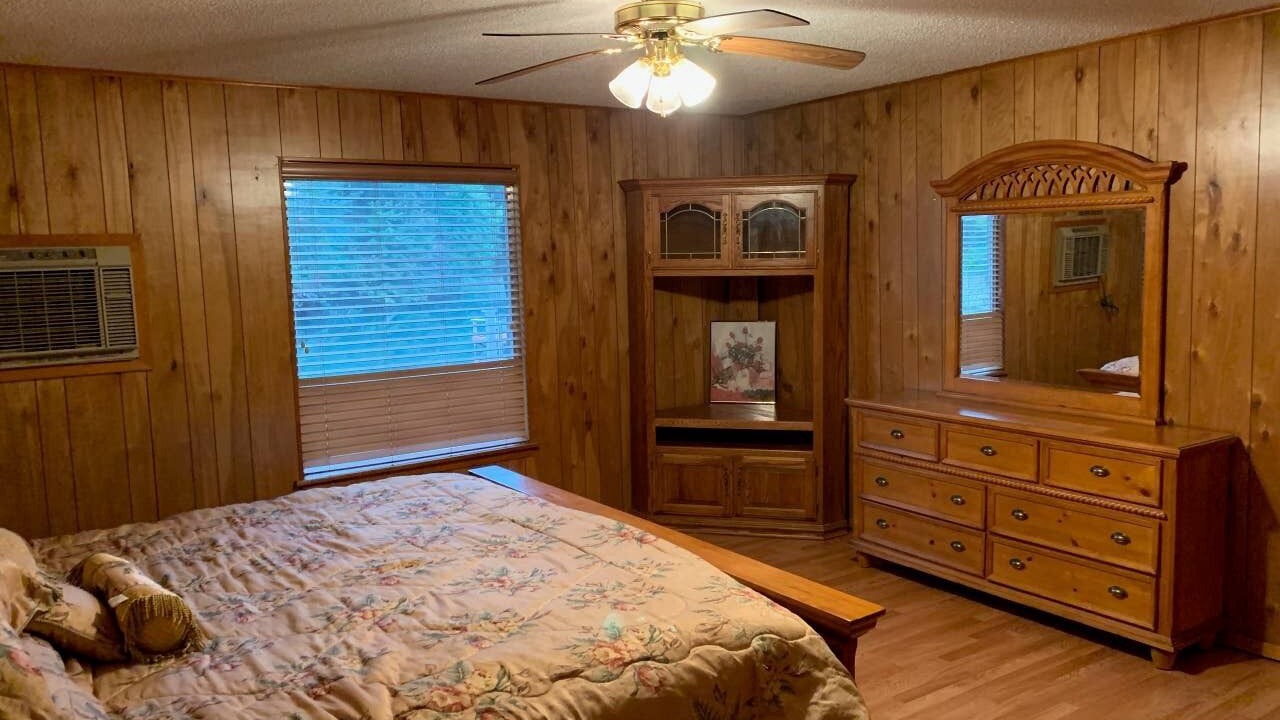 Photo of Bedroom in Swink