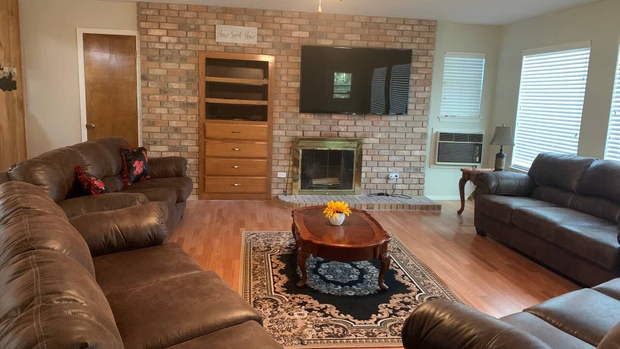 Photo of Livingroom in Swink