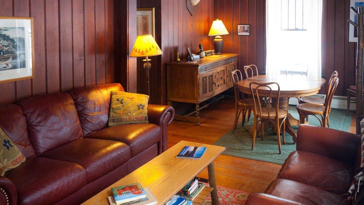 Photo of Livingroom in Meacham