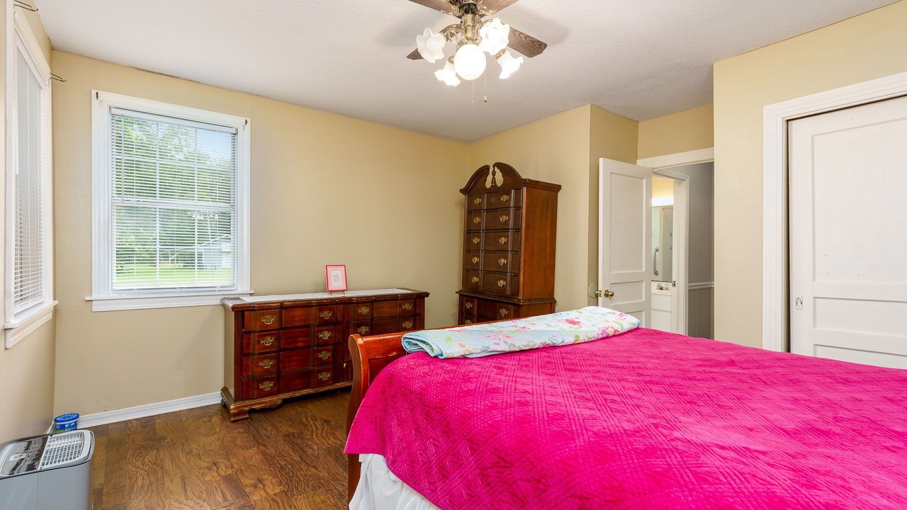 Photo of Bedroom in Purvis