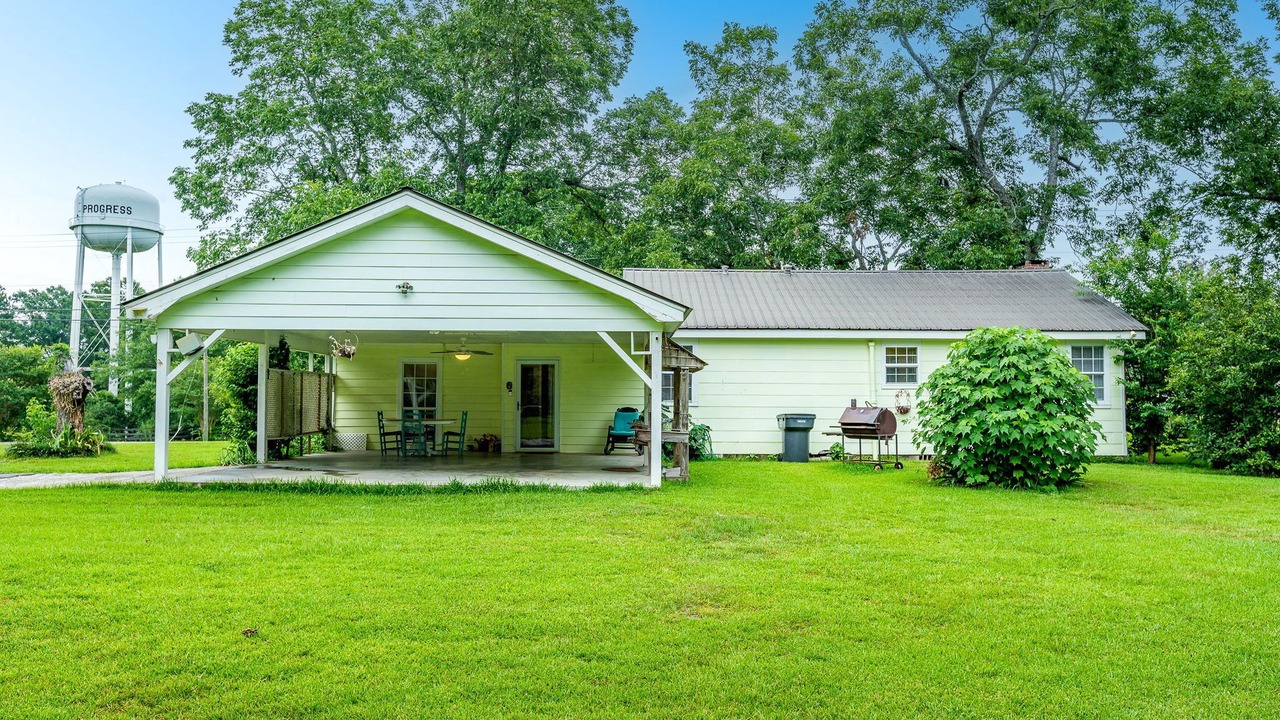 Photo of Outdoor in Purvis