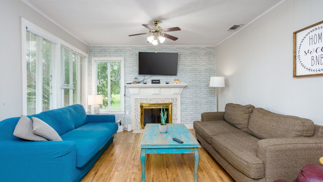 Photo of Livingroom in Purvis